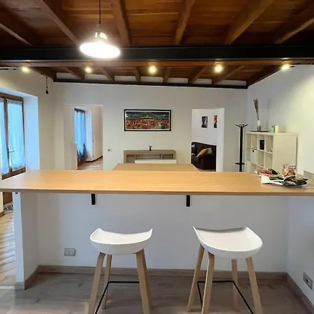 Loft Giulia 아파트 *